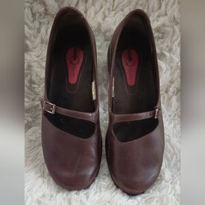 Merrell Emme Dark Brown Mary Jane Q Form Rubber Sole Shoes - Size 11